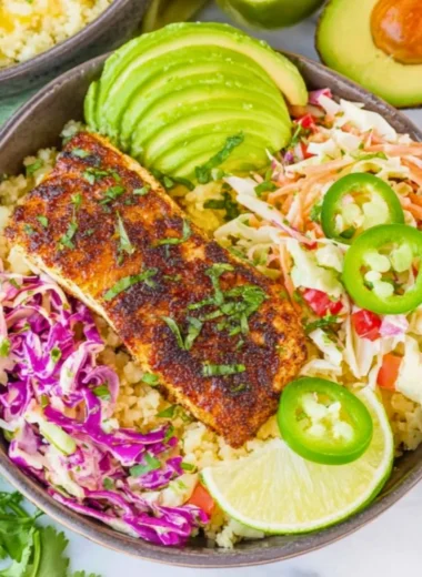 Low carb fish taco bowls topped with fresh ingredients and vibrant flavors