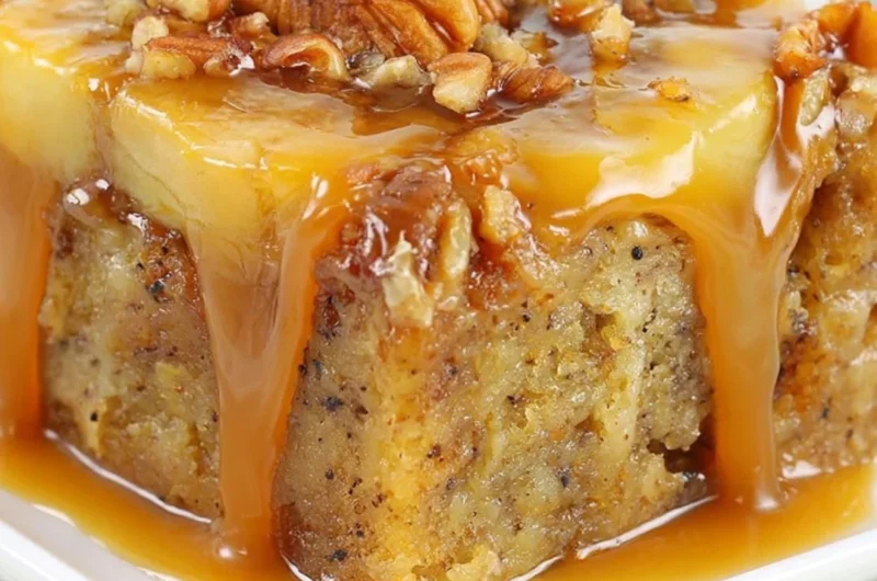 Delicious Banana Upside Down Cake with caramelized bananas on top