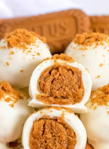 Delicious Biscoff truffles made in three simple steps
